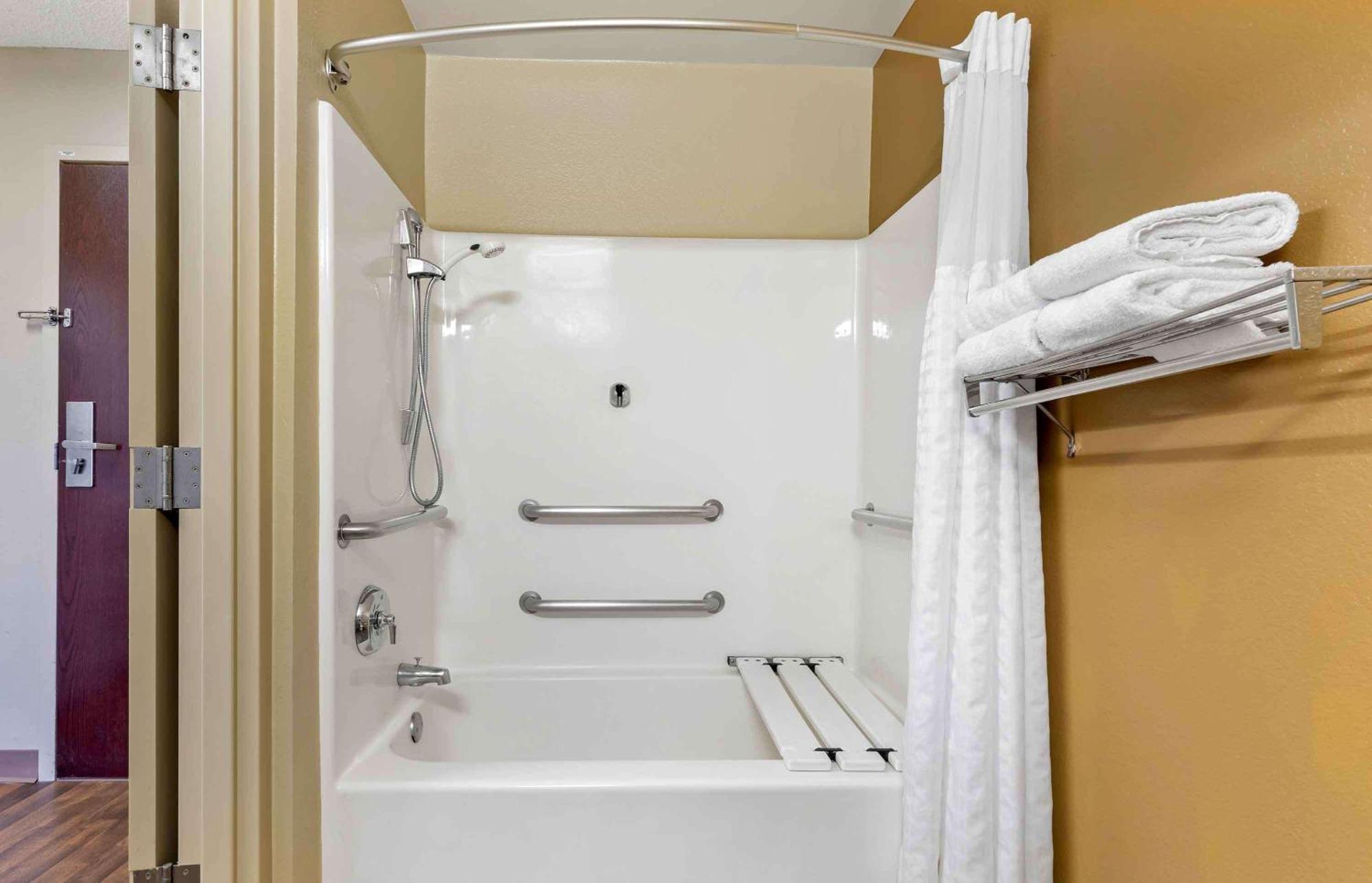 Extended America - Kansas - Airport - Tiffany Springs 2*