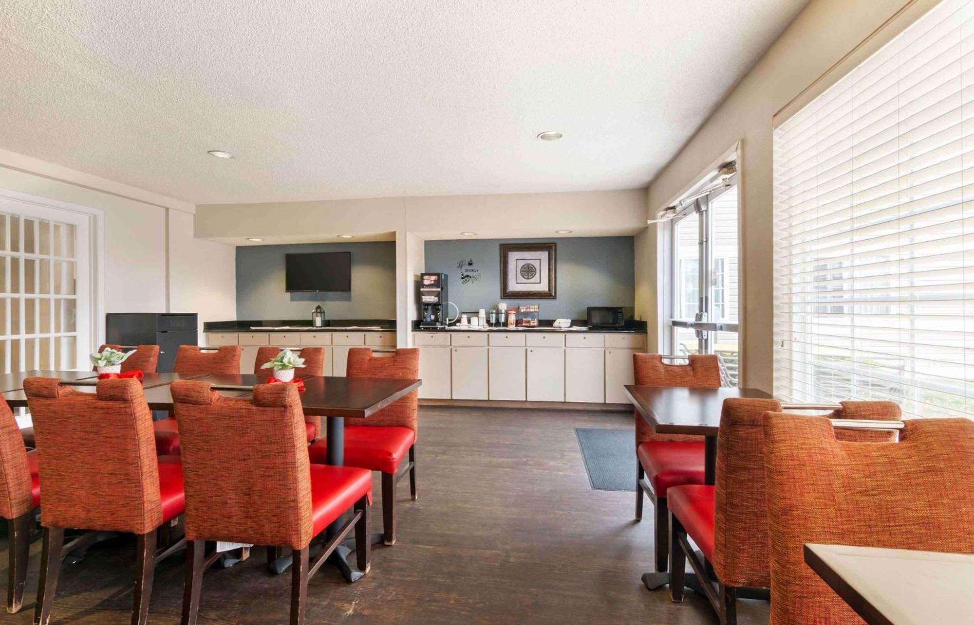 Hotel Extended America - Kansas - Airport - Tiffany Springs 2*