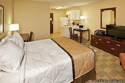 Extended America - Kansas - Airport - Tiffany Springs Hotel Kansas City
